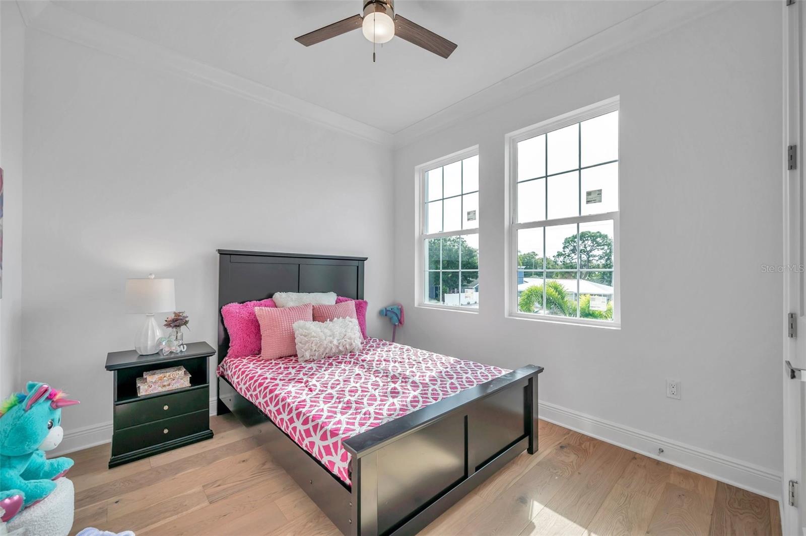 Image 48 of 81 For 2355 Bahia Vista Street