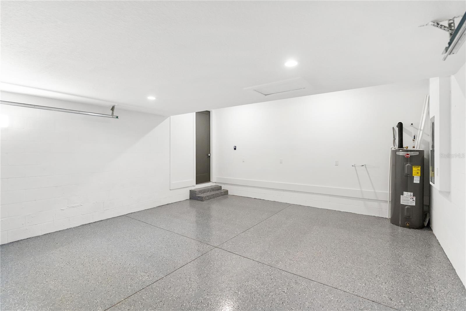 Image 58 of 81 For 2355 Bahia Vista Street