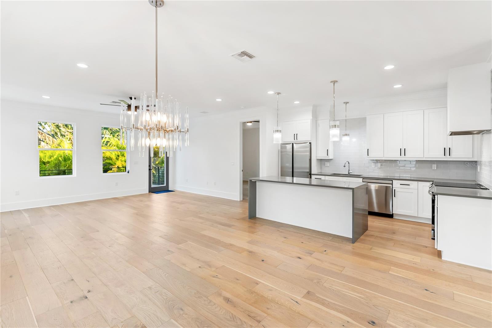 Image 69 of 81 For 2355 Bahia Vista Street