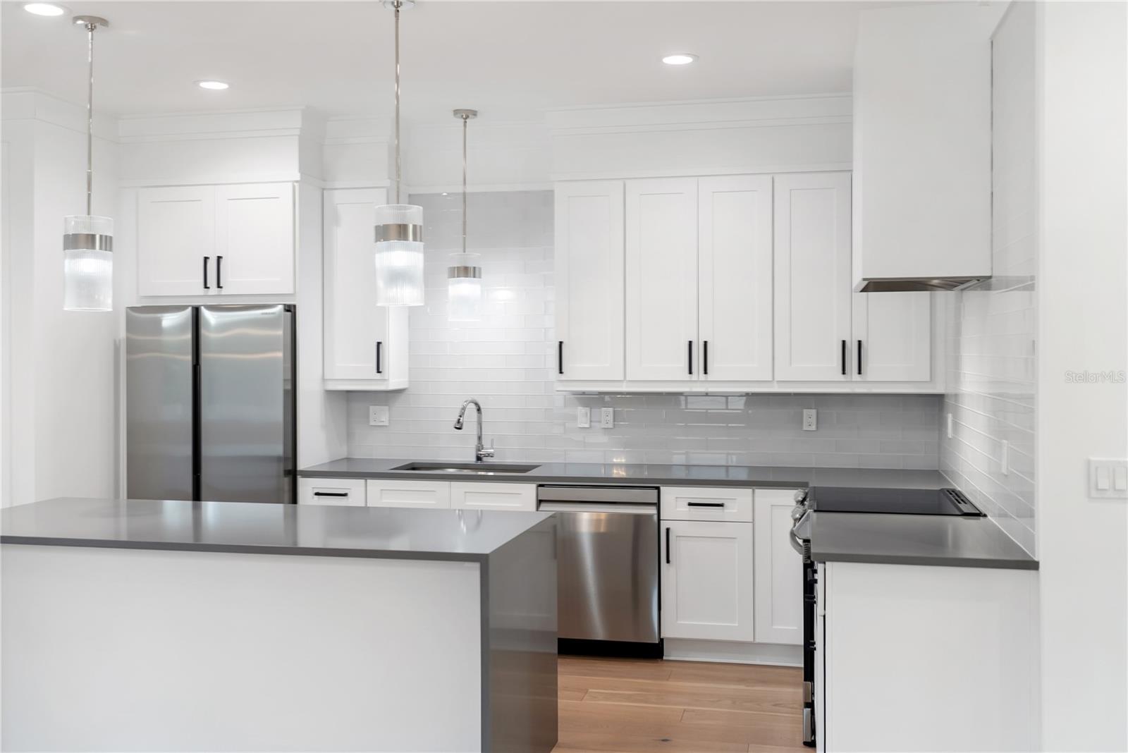 Image 71 of 81 For 2355 Bahia Vista Street