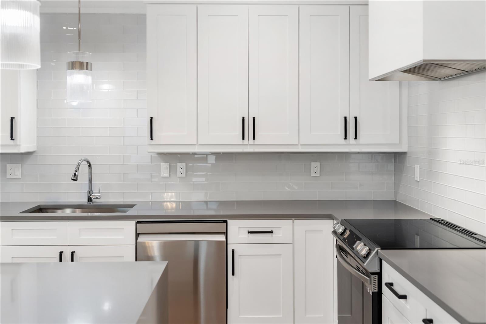 Image 74 of 81 For 2355 Bahia Vista Street