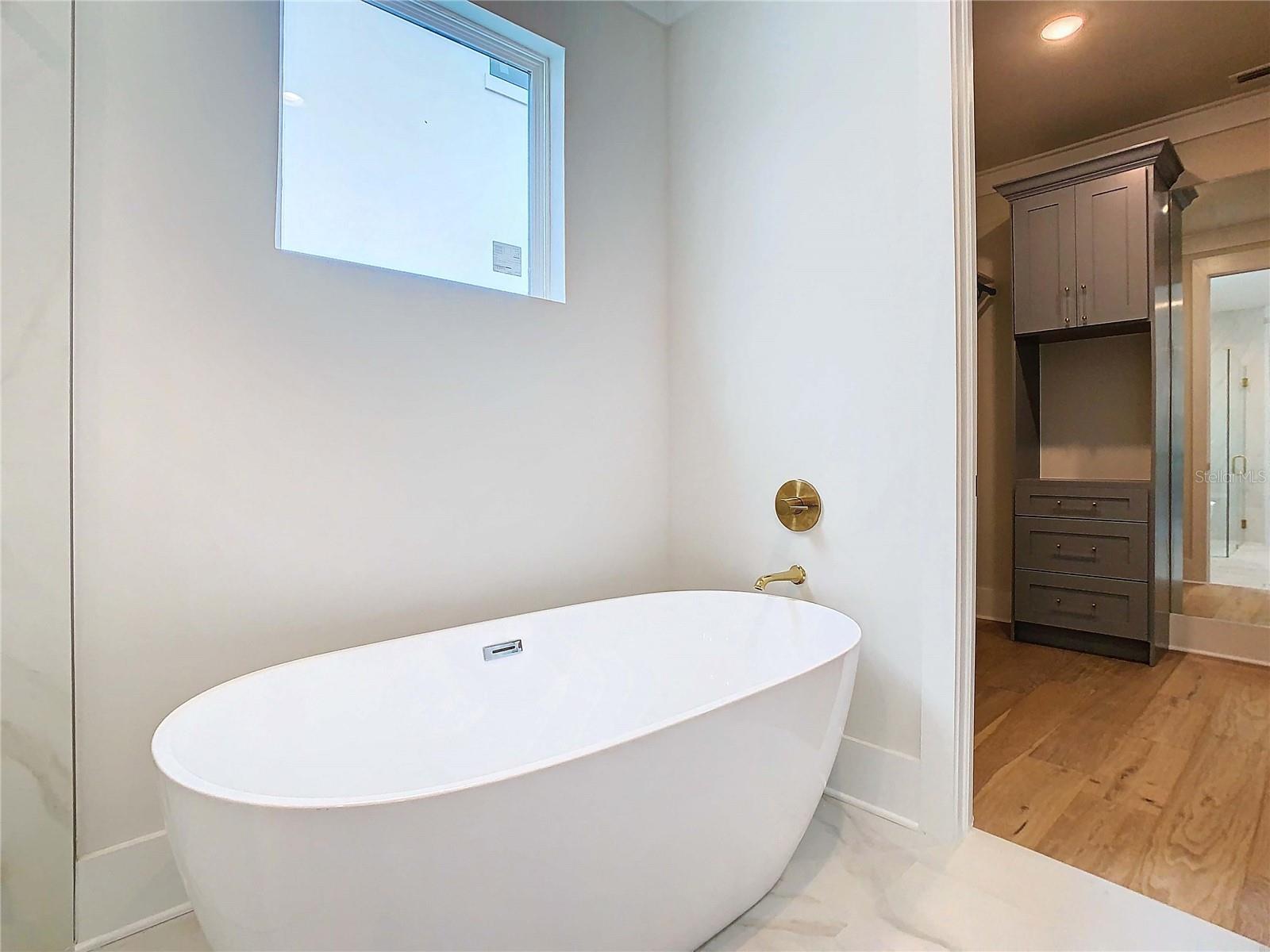 Image 38 of 73 For 2345 Bahia Vista Street