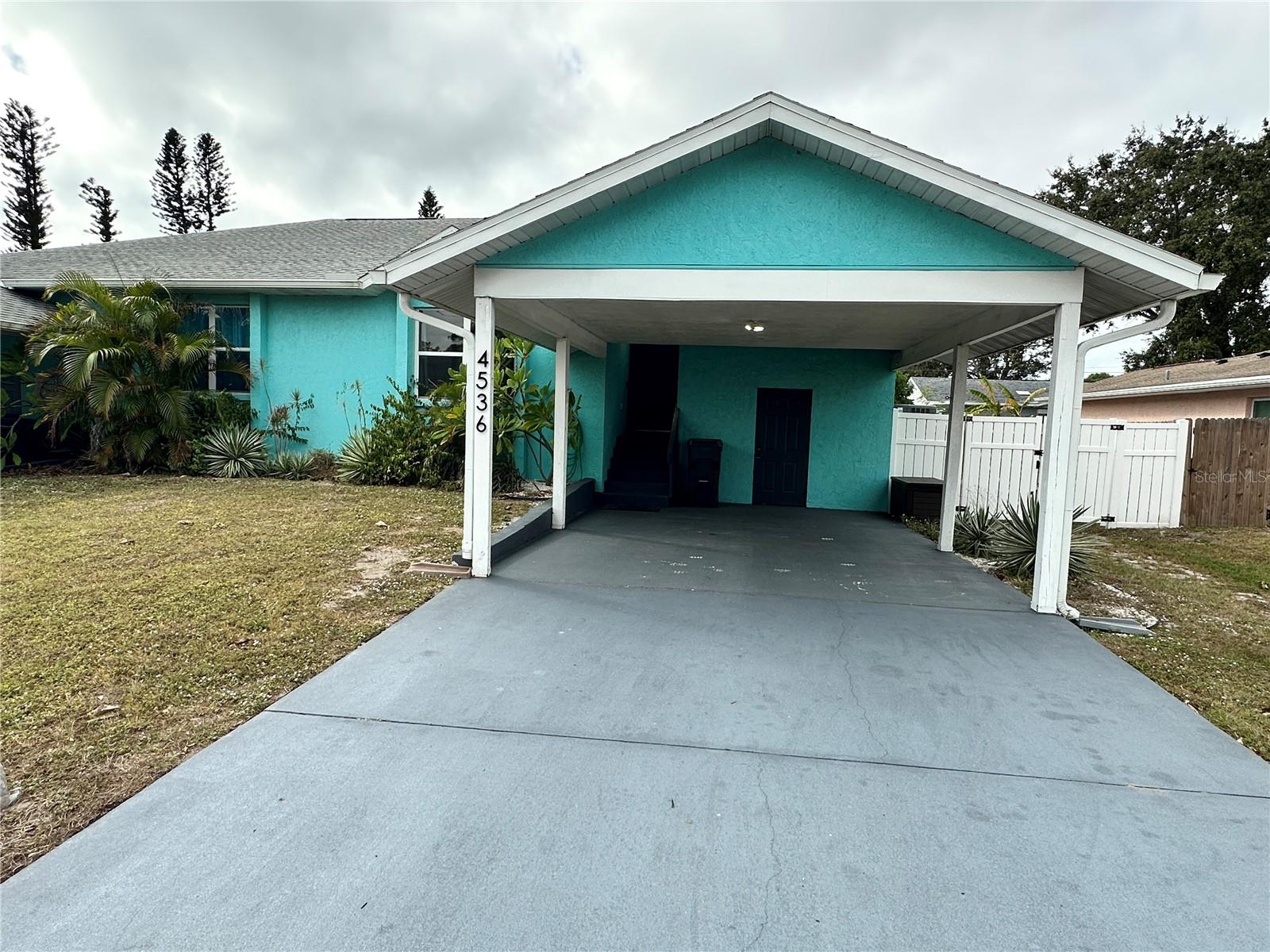 Details for 4536 86th Street W, BRADENTON, FL 34210