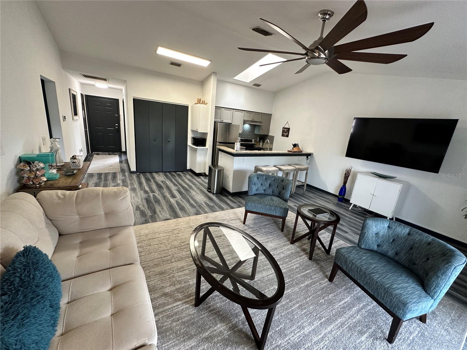 Image 4 of 26 For 4536 86th Street W