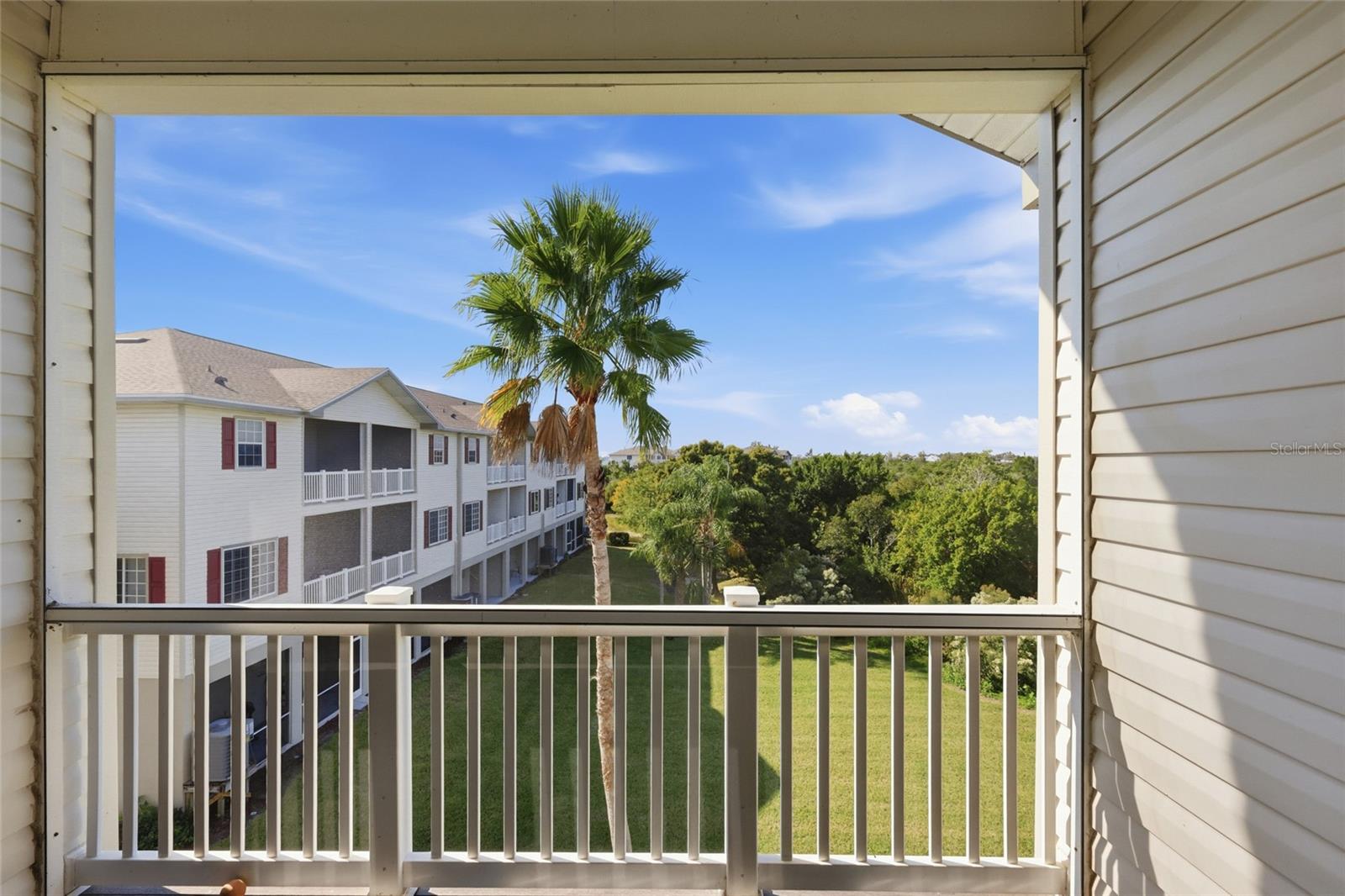 Image 27 of 58 For 1015 34th Drive W