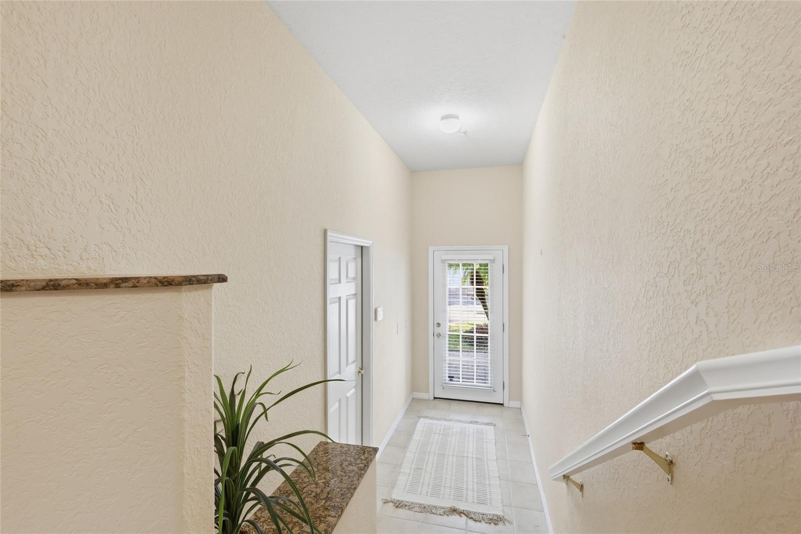 Image 8 of 58 For 1015 34th Drive W