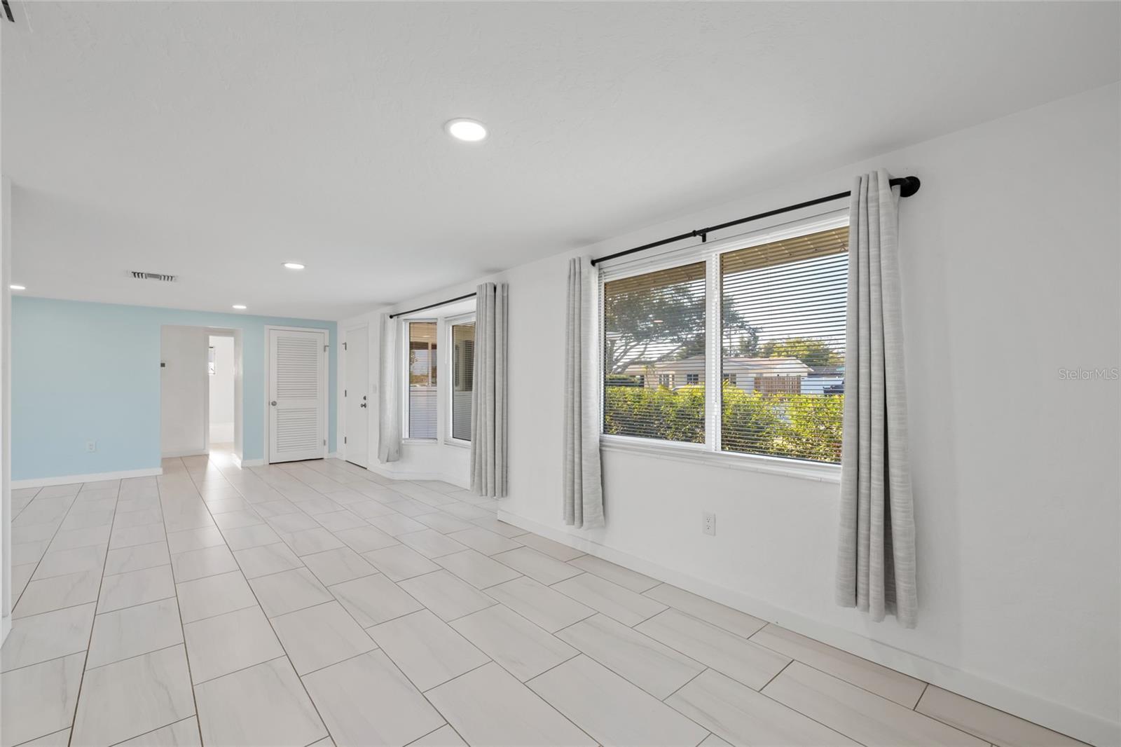 Image 9 of 31 For 2430 Post Road