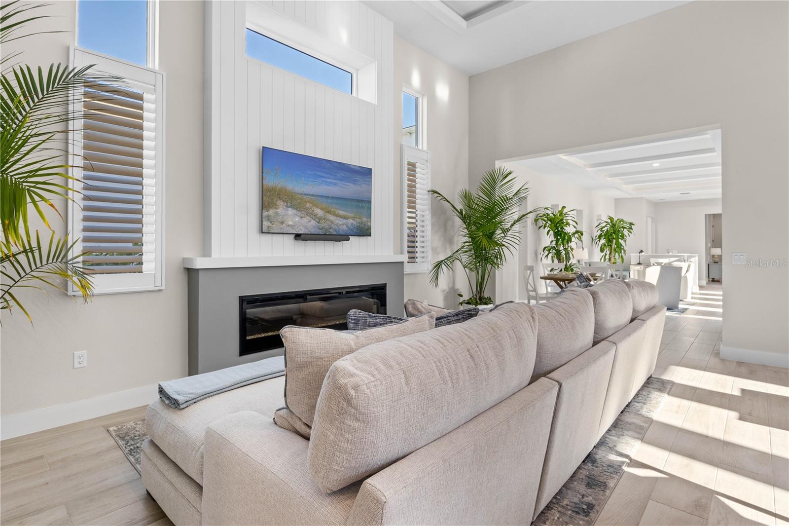 Image 16 of 50 For 5910 Red Mangrove Lane