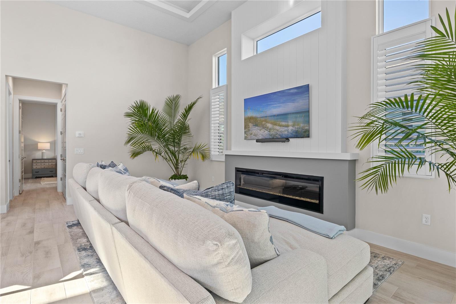 Image 18 of 50 For 5910 Red Mangrove Lane