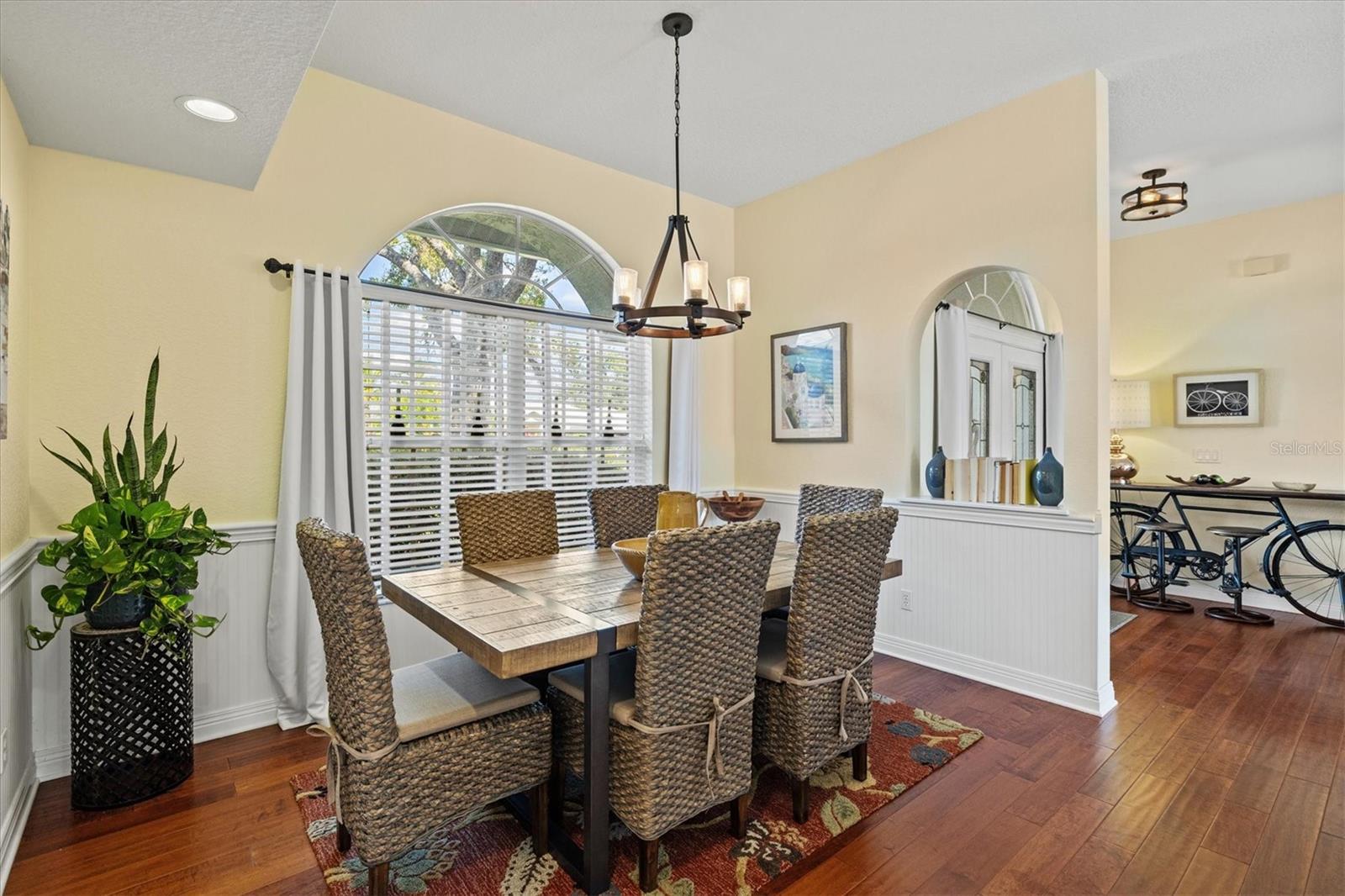 Image 14 of 72 For 439 Lake Of The Woods Drive