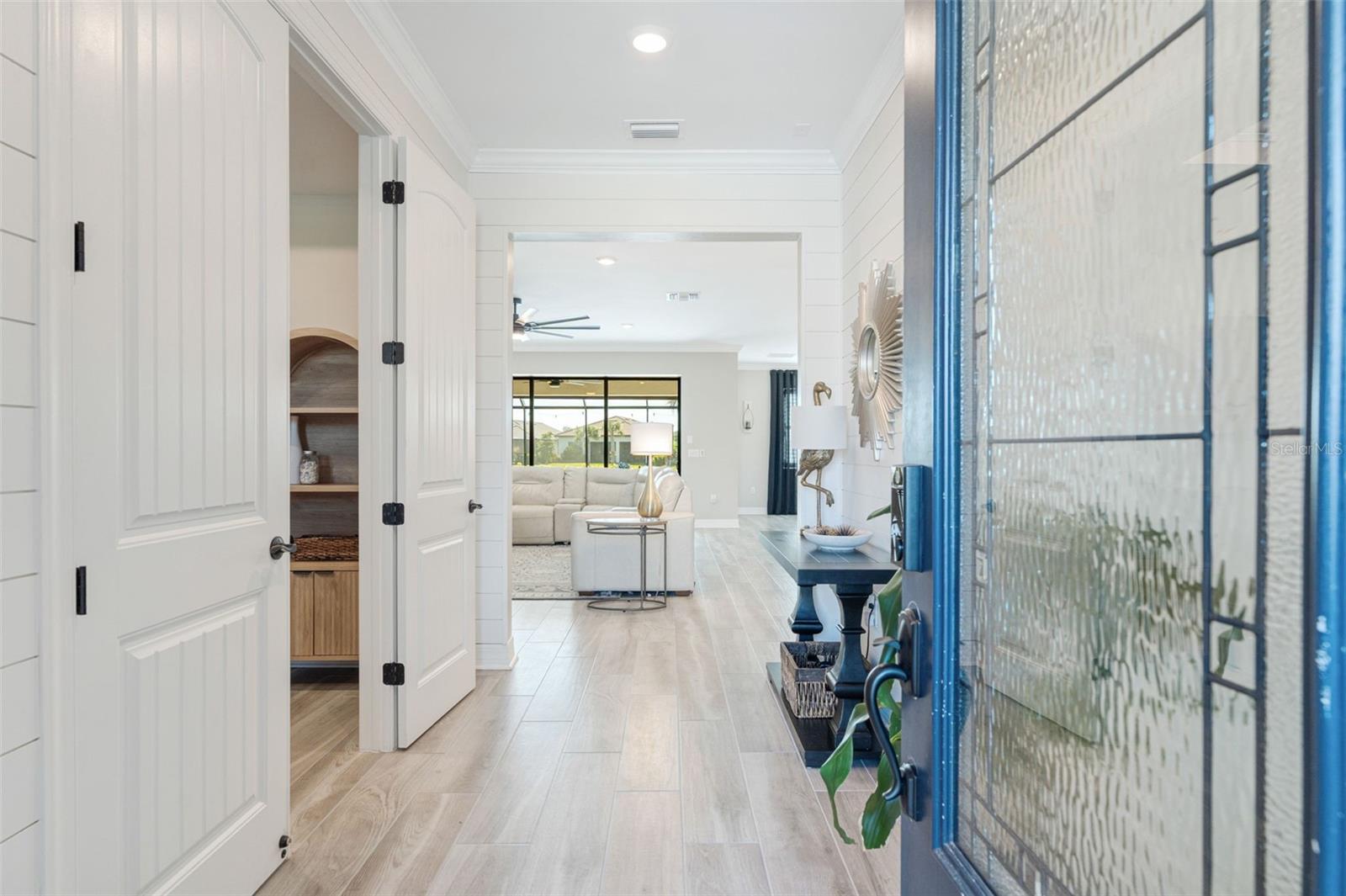 Image 5 of 52 For 13303 Rinella Street