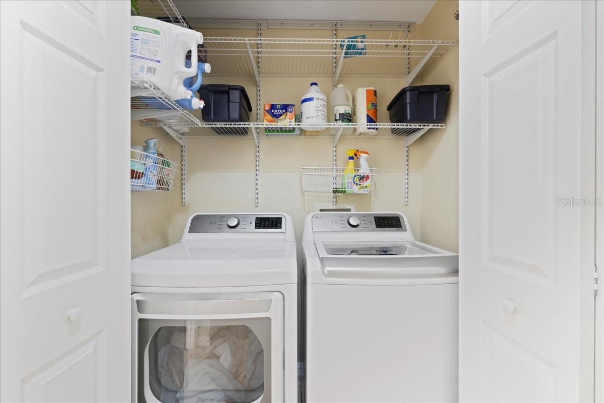 Image 21 of 43 For 2002 Bal Harbor Boulevard 912