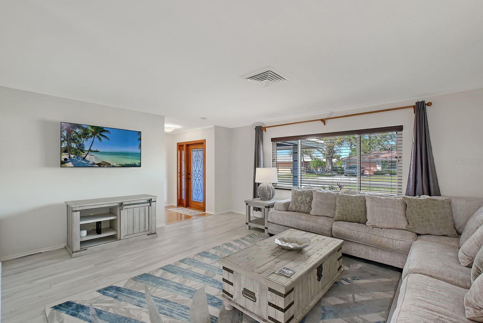 Image 10 of 49 For 2434 Carlisle Place