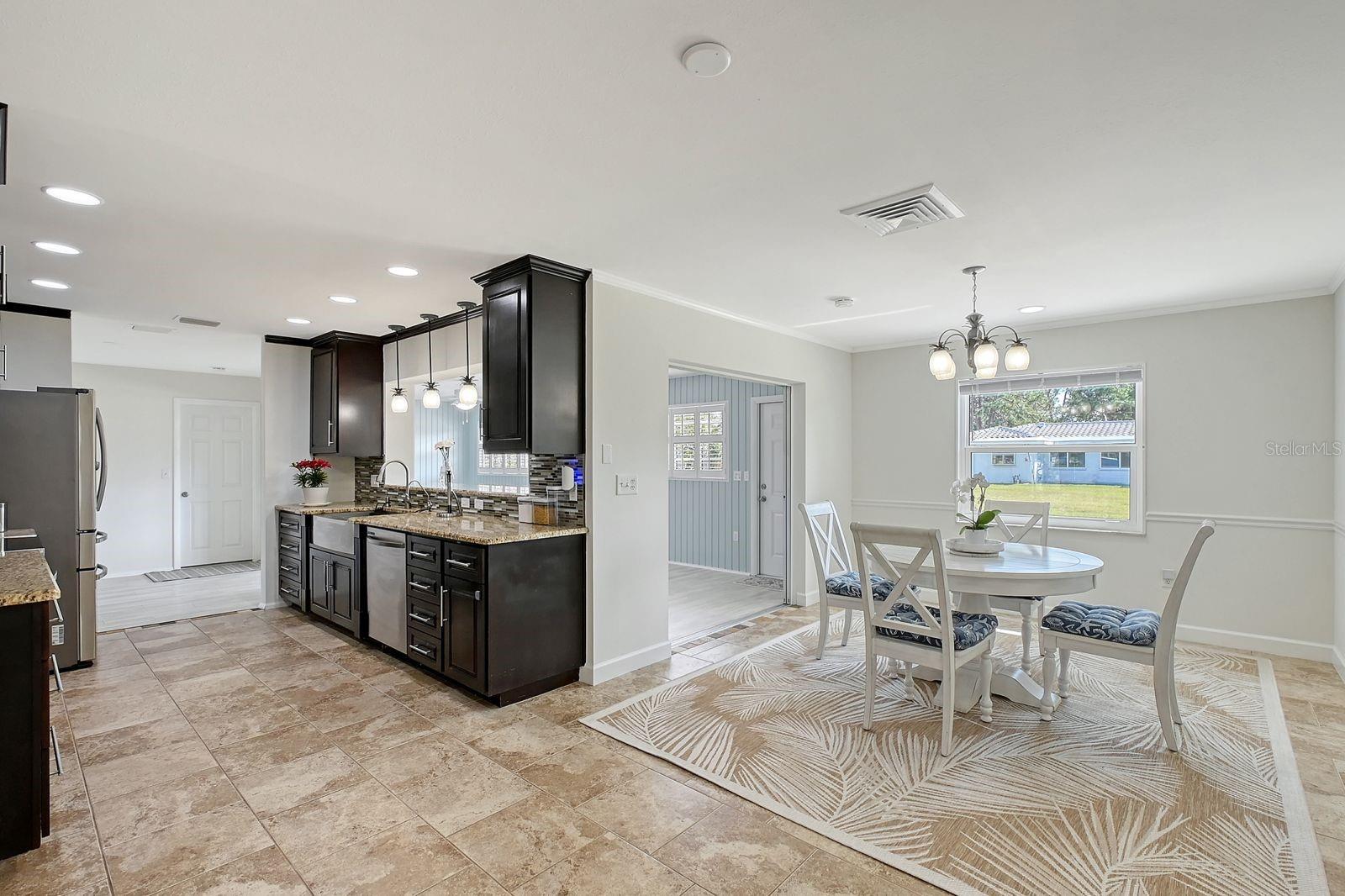 Image 15 of 49 For 2434 Carlisle Place