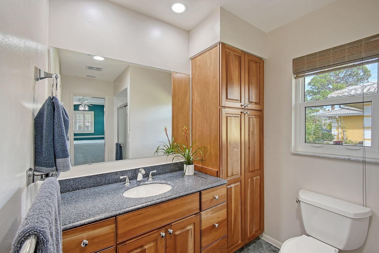 Image 26 of 49 For 2434 Carlisle Place