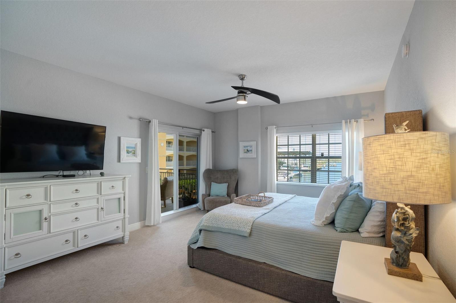 Image 18 of 28 For 14041 Bellagio Way 218