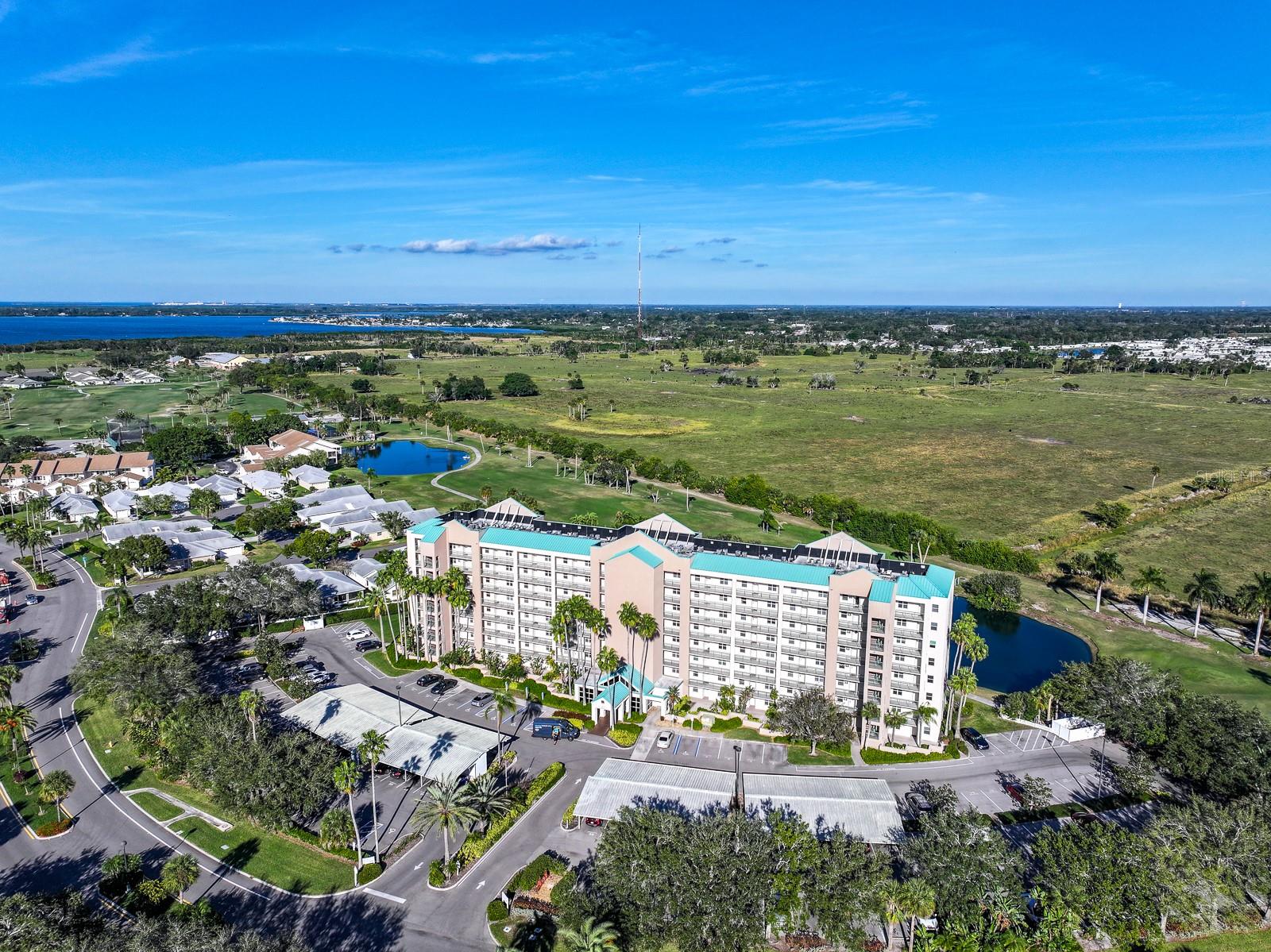 Image 27 of 41 For 2320 Terra Ceia Bay Boulevard 811