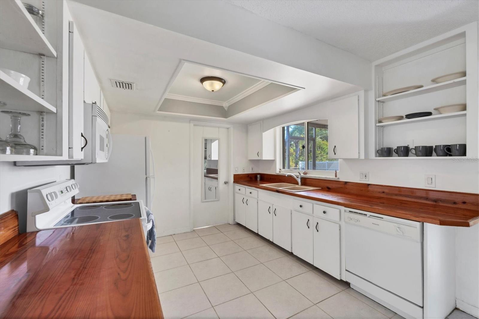 Image 8 of 18 For 8301 Pelican Road