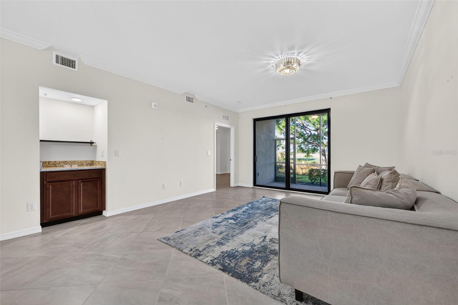 Image 12 of 44 For 5720 Palmer Circle 102