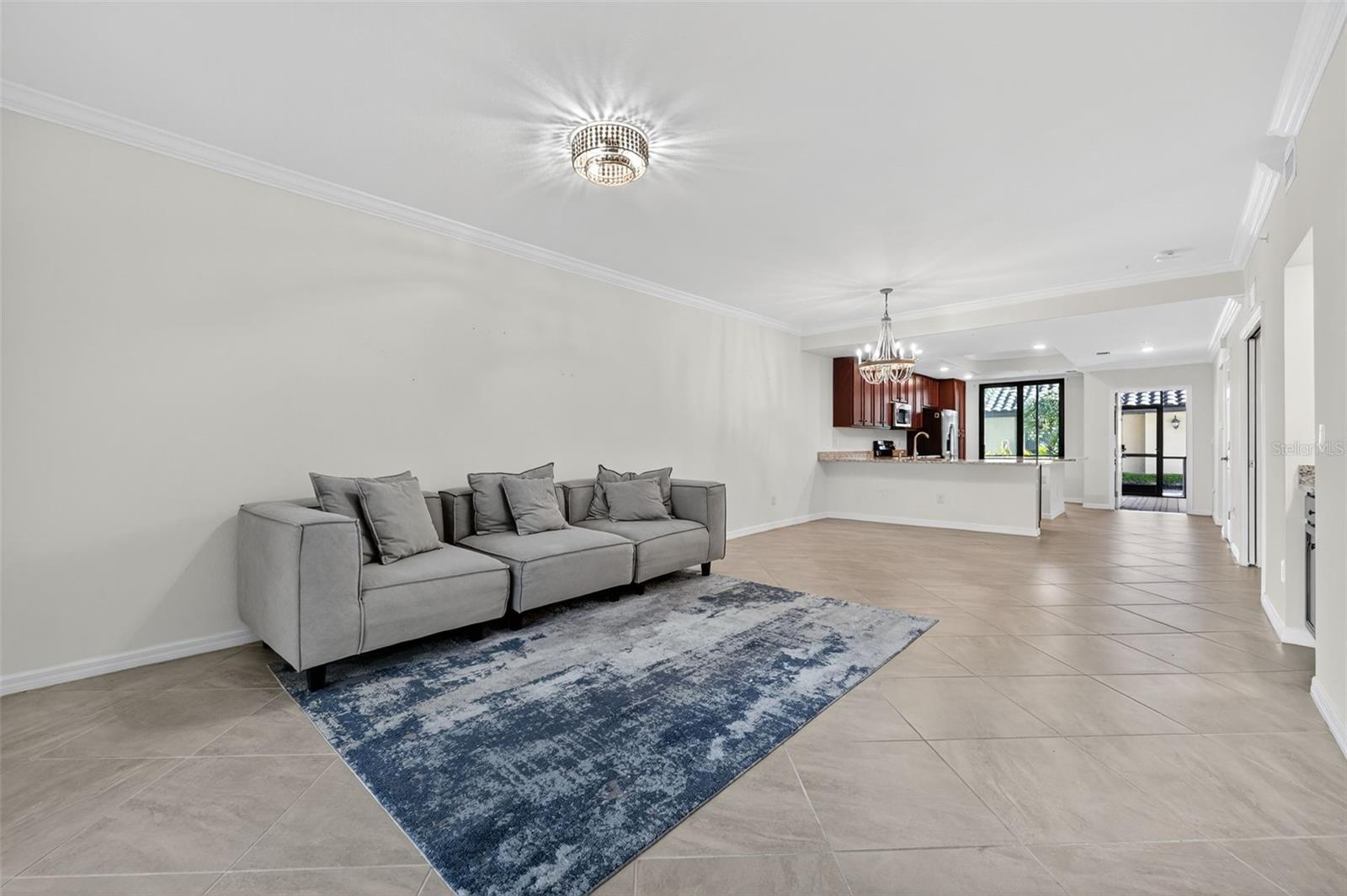 Image 14 of 44 For 5720 Palmer Circle 102