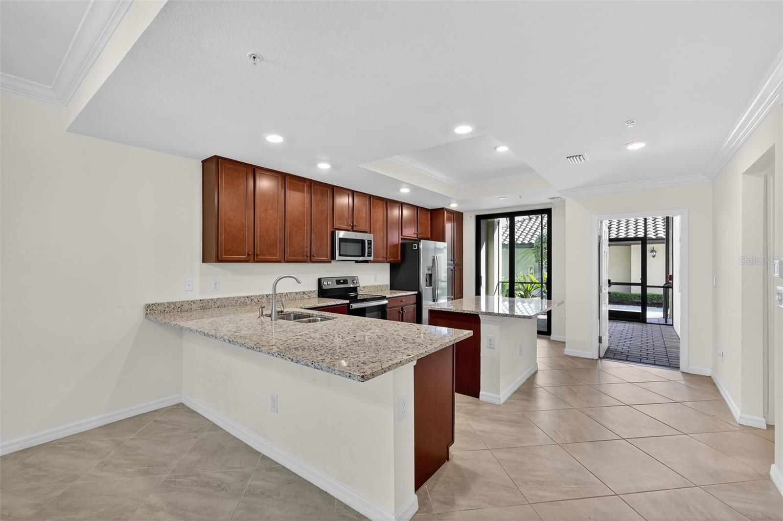 Image 16 of 44 For 5720 Palmer Circle 102