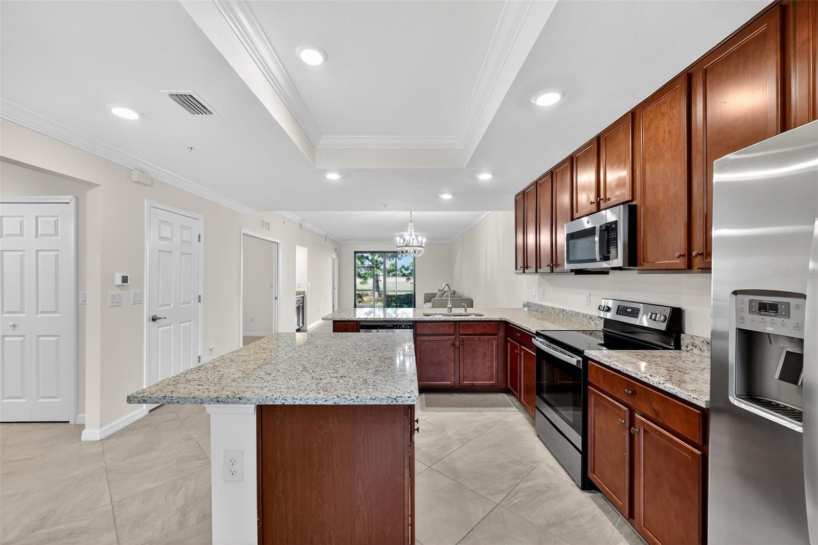 Image 19 of 44 For 5720 Palmer Circle 102