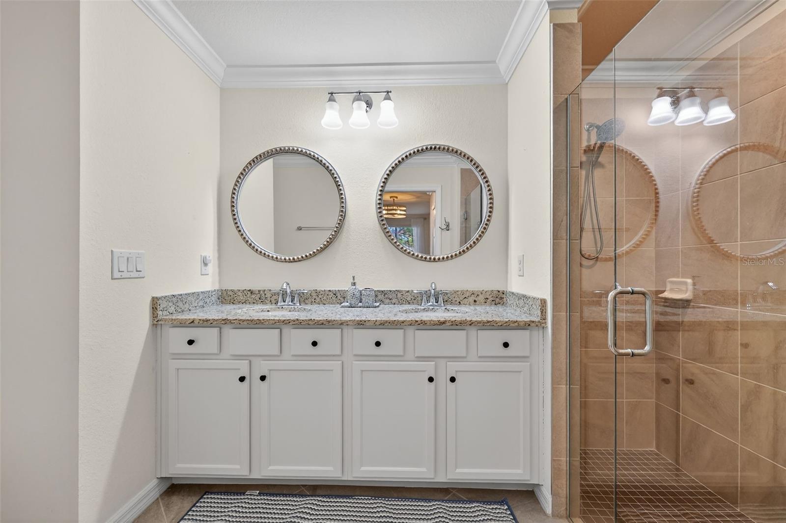 Image 25 of 44 For 5720 Palmer Circle 102