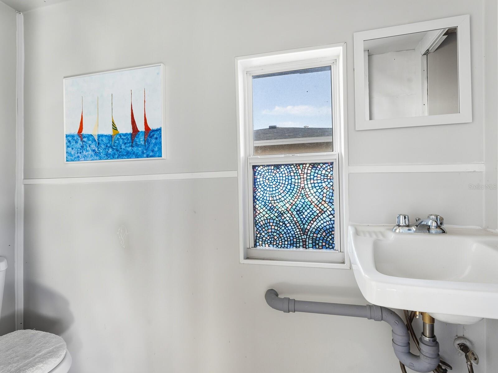 Image 21 of 39 For 1907 Harvard Avenue