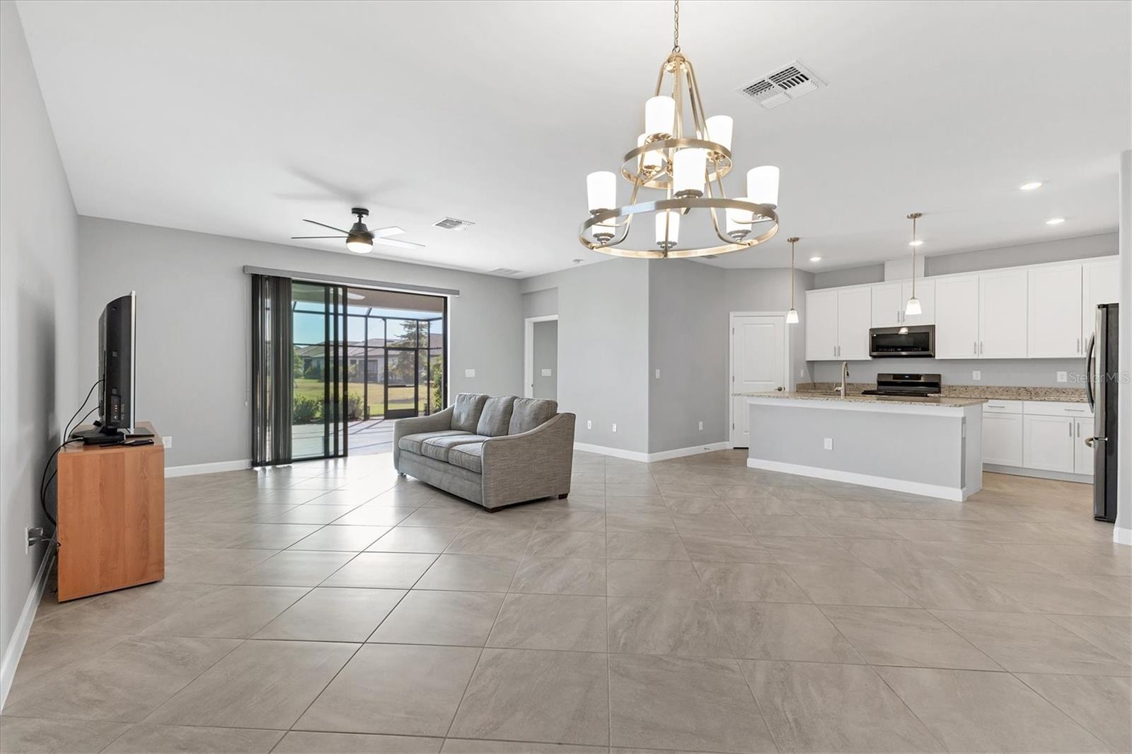 Image 15 of 75 For 5129 Marina Basin Court