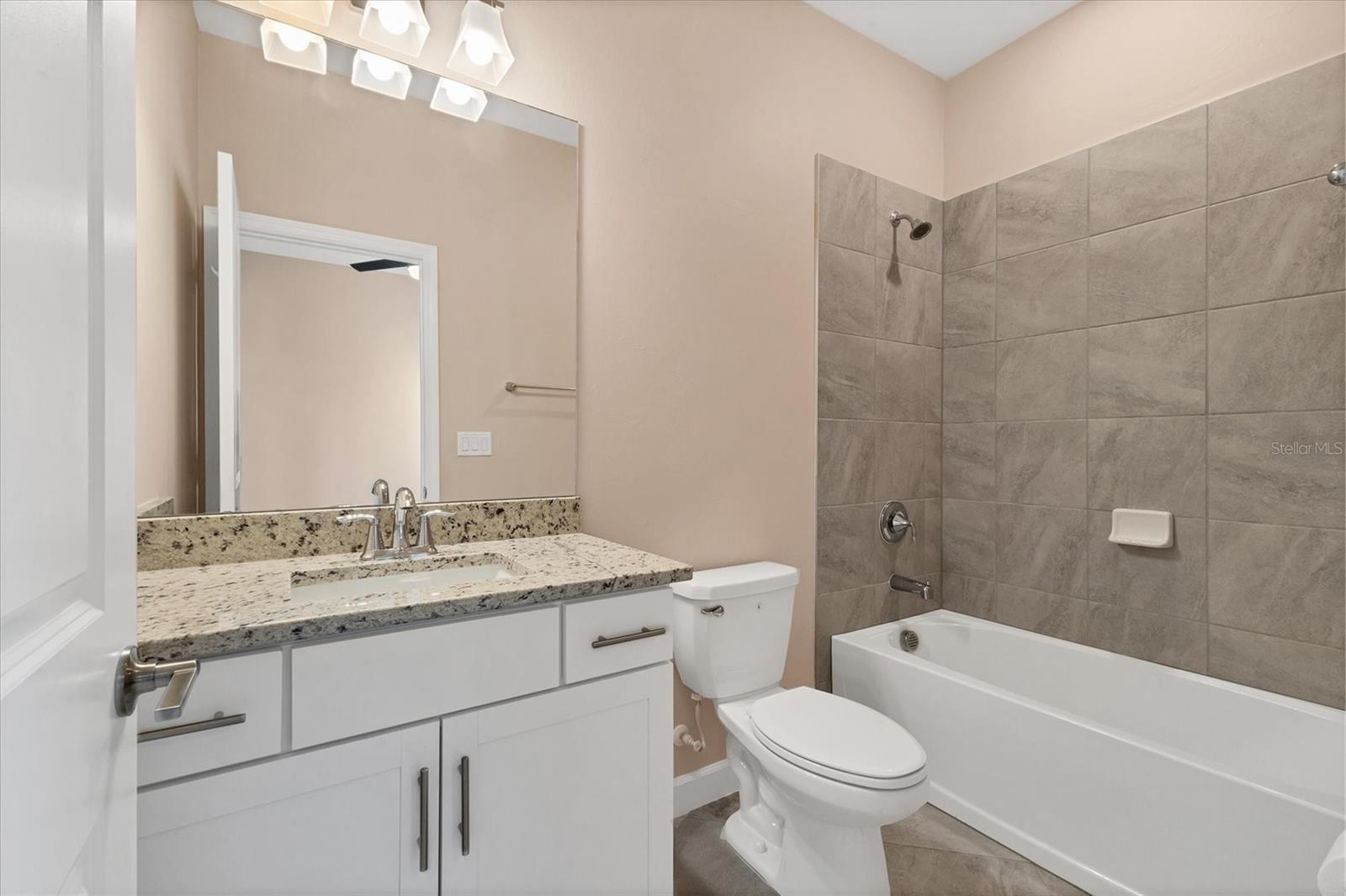 Image 22 of 75 For 5129 Marina Basin Court