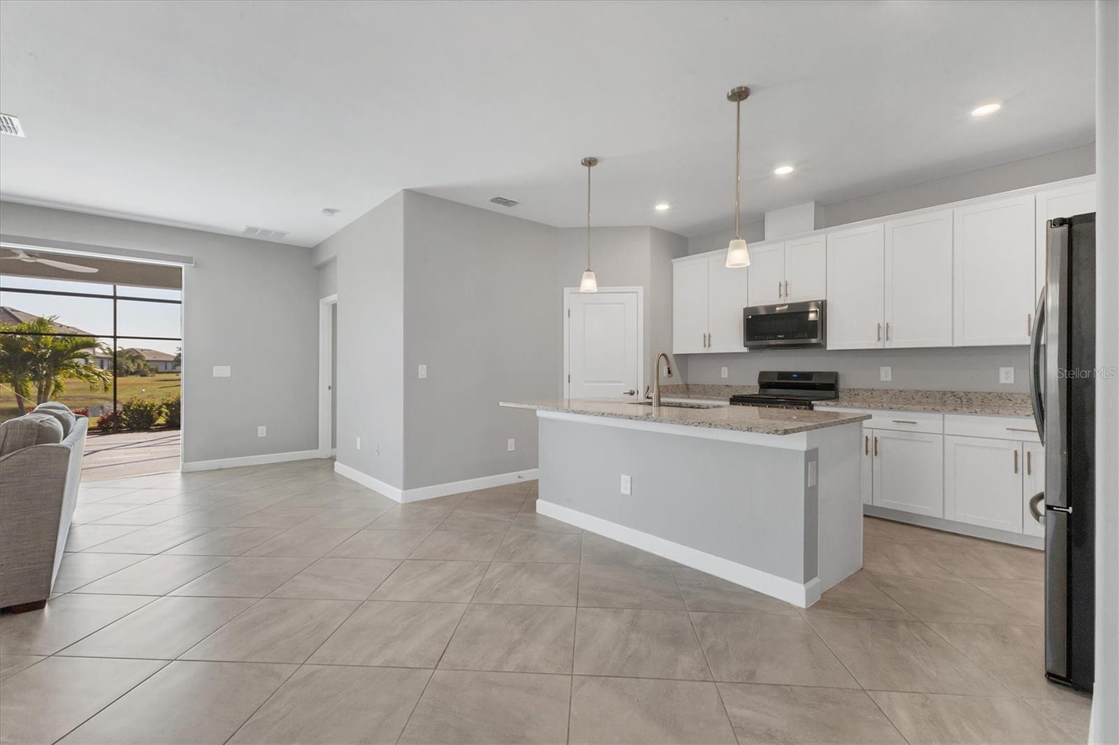 Image 9 of 75 For 5129 Marina Basin Court