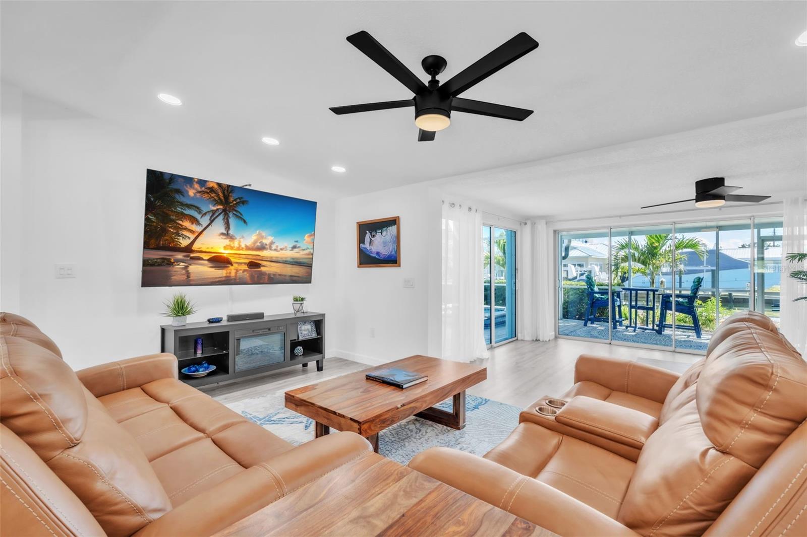 Image 11 of 59 For 513 71st Street