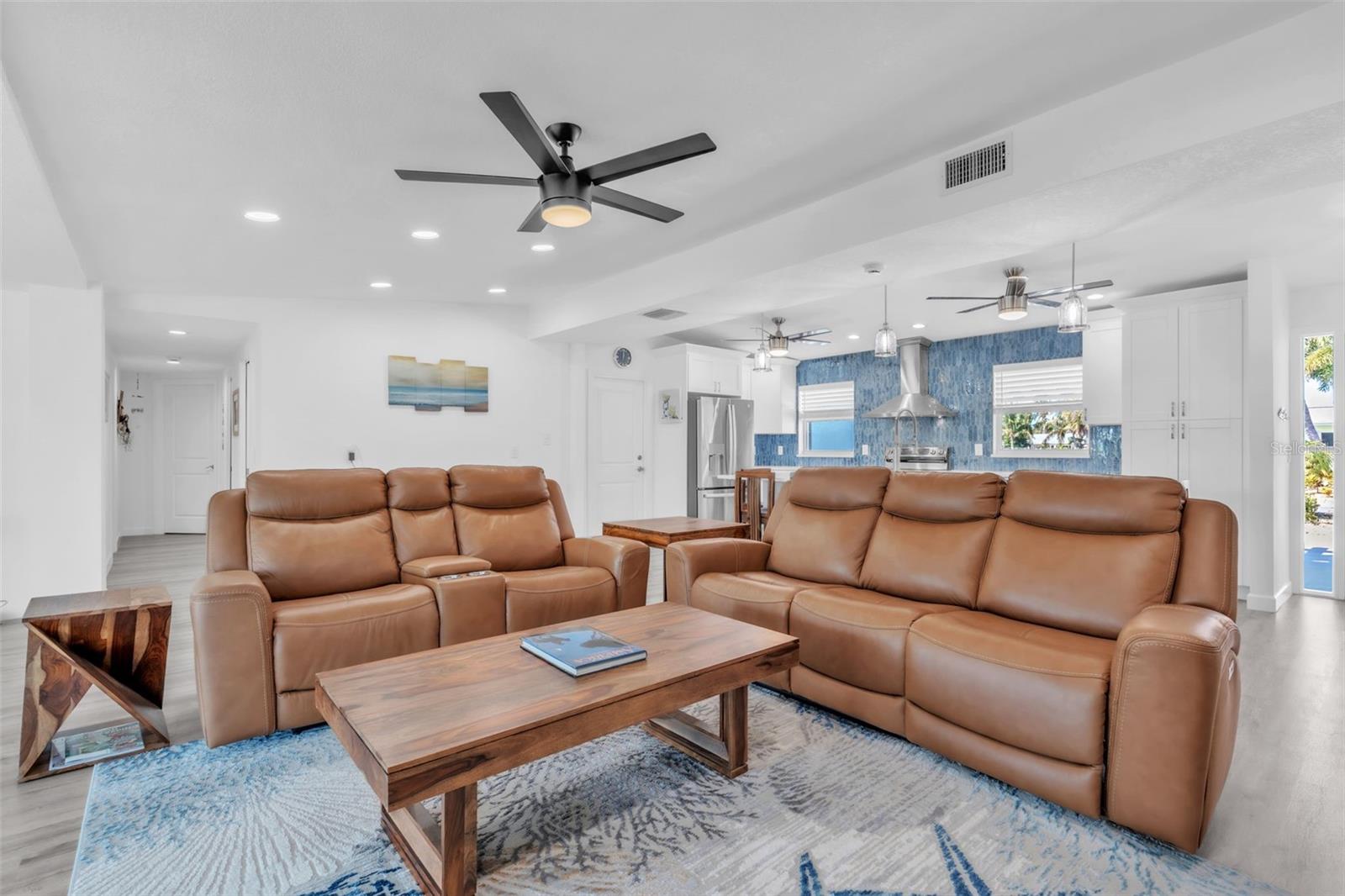 Image 13 of 59 For 513 71st Street