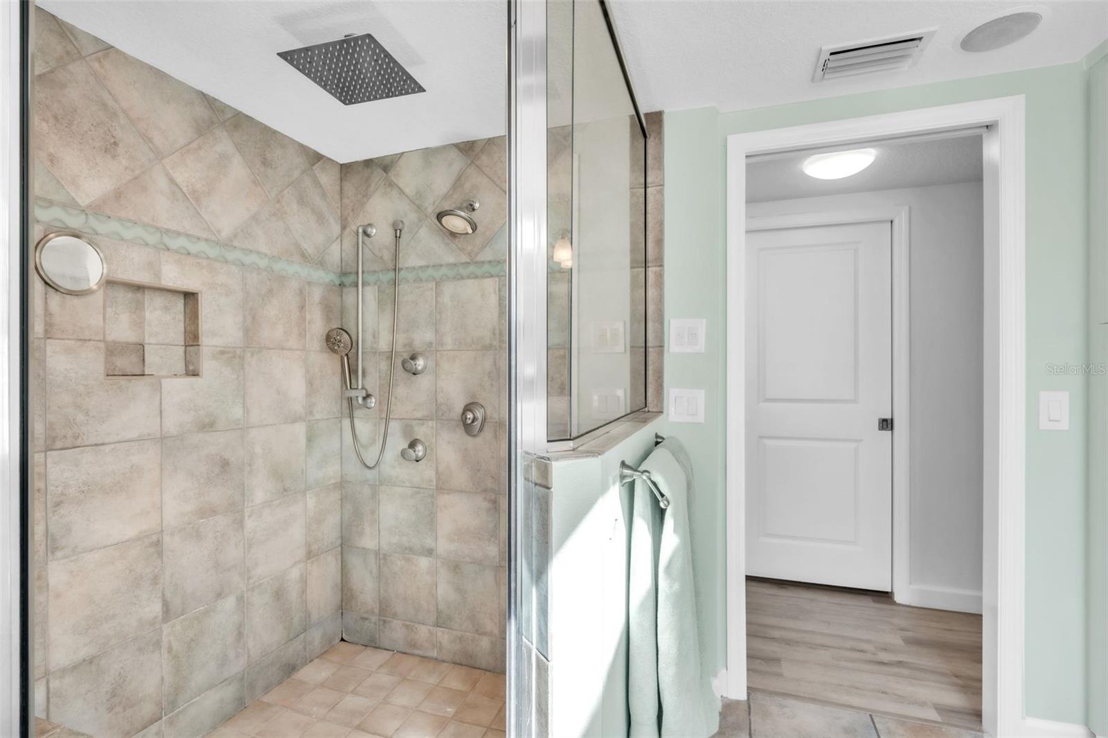 Image 25 of 59 For 513 71st Street