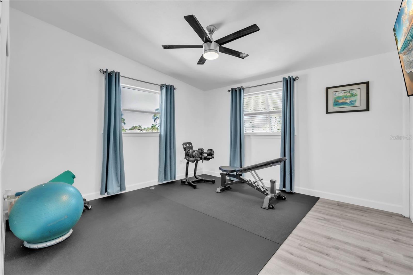 Image 32 of 59 For 513 71st Street