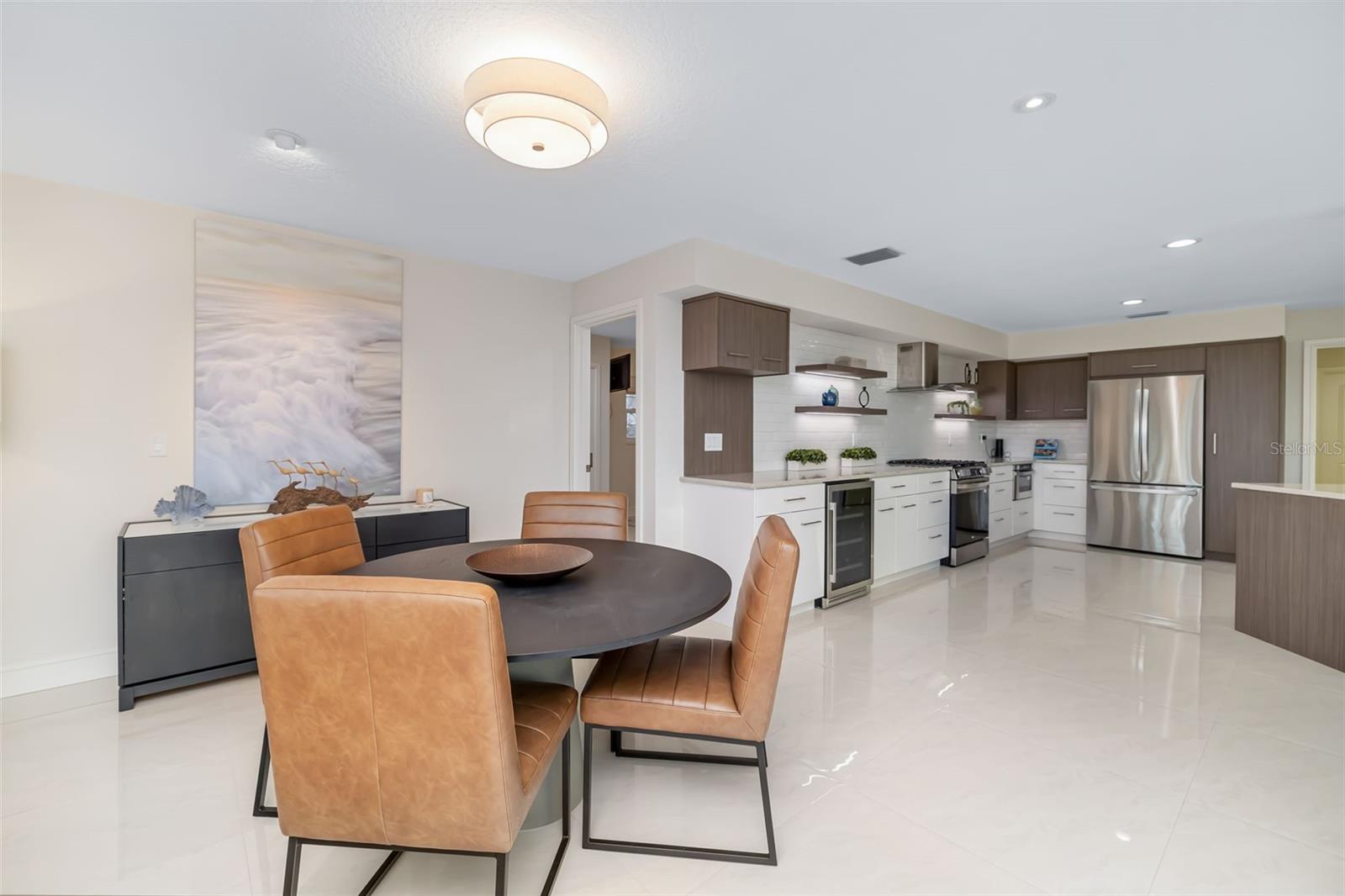 Image 22 of 95 For 480 Cleveland Drive