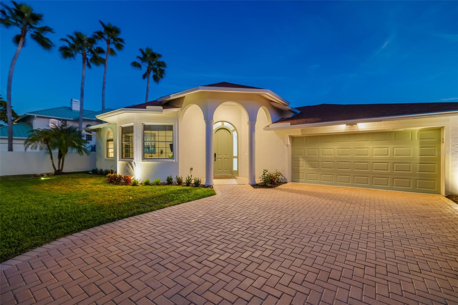 Image 3 of 95 For 480 Cleveland Drive