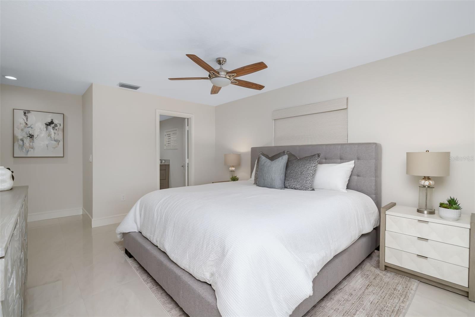 Image 31 of 95 For 480 Cleveland Drive