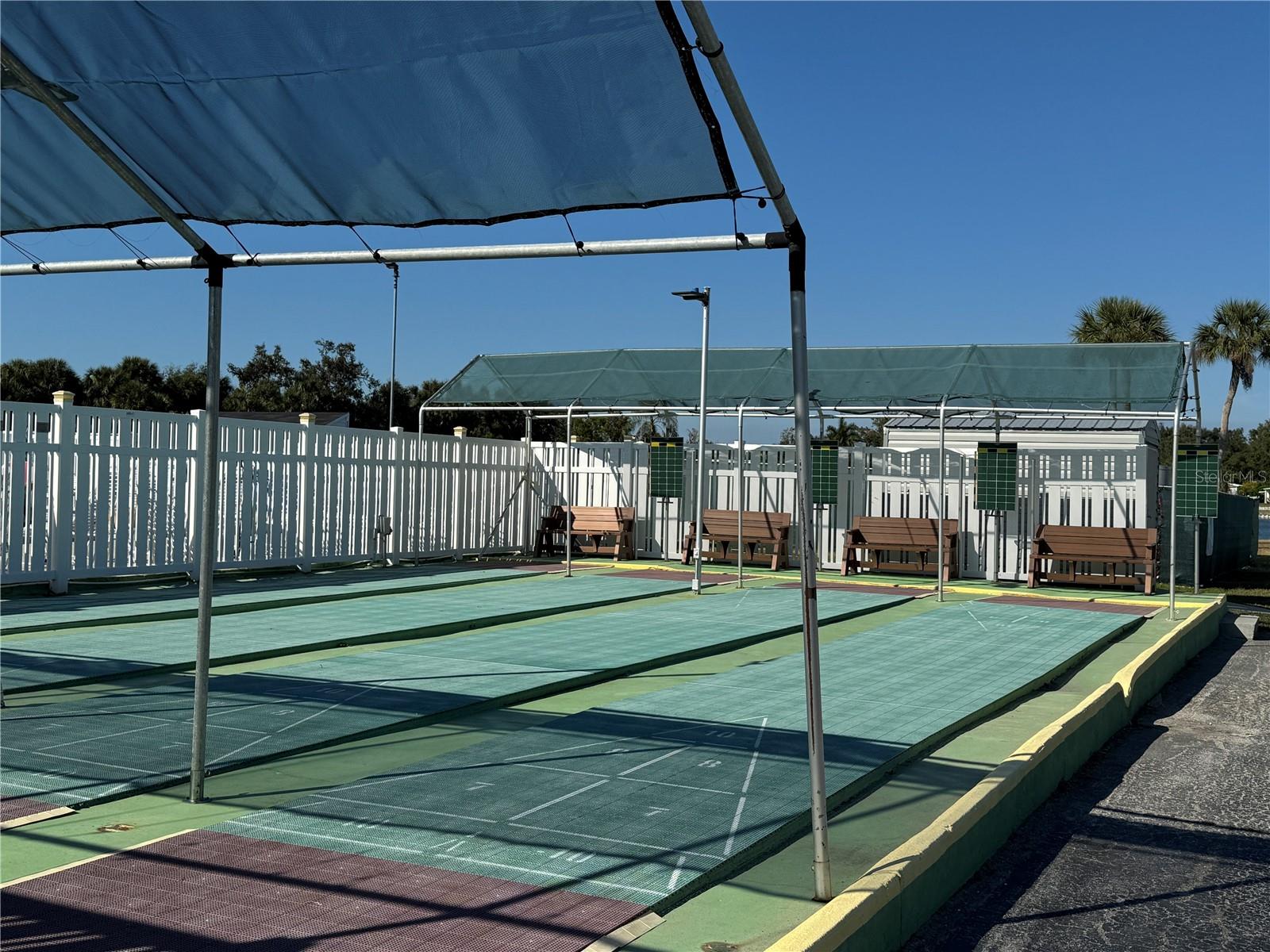 Image 14 of 17 For 420 49th Street E 85