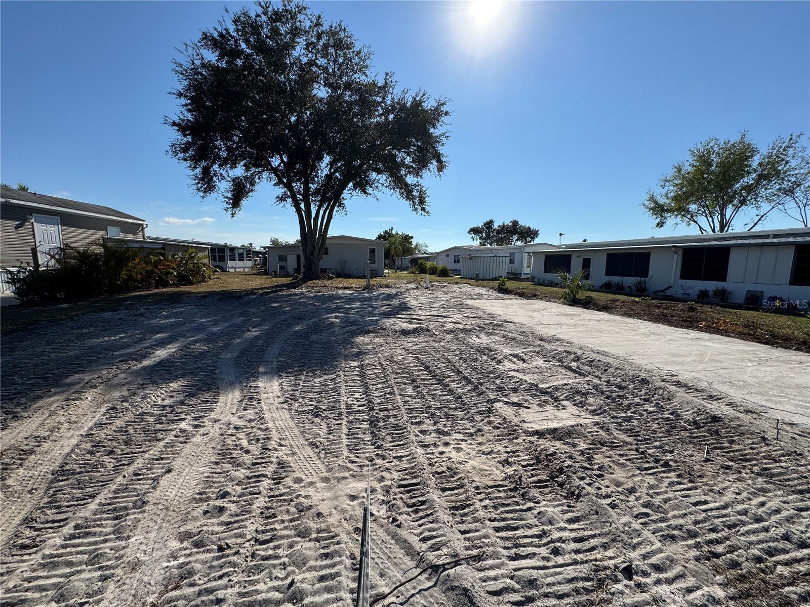 Image 5 of 17 For 420 49th Street E 85