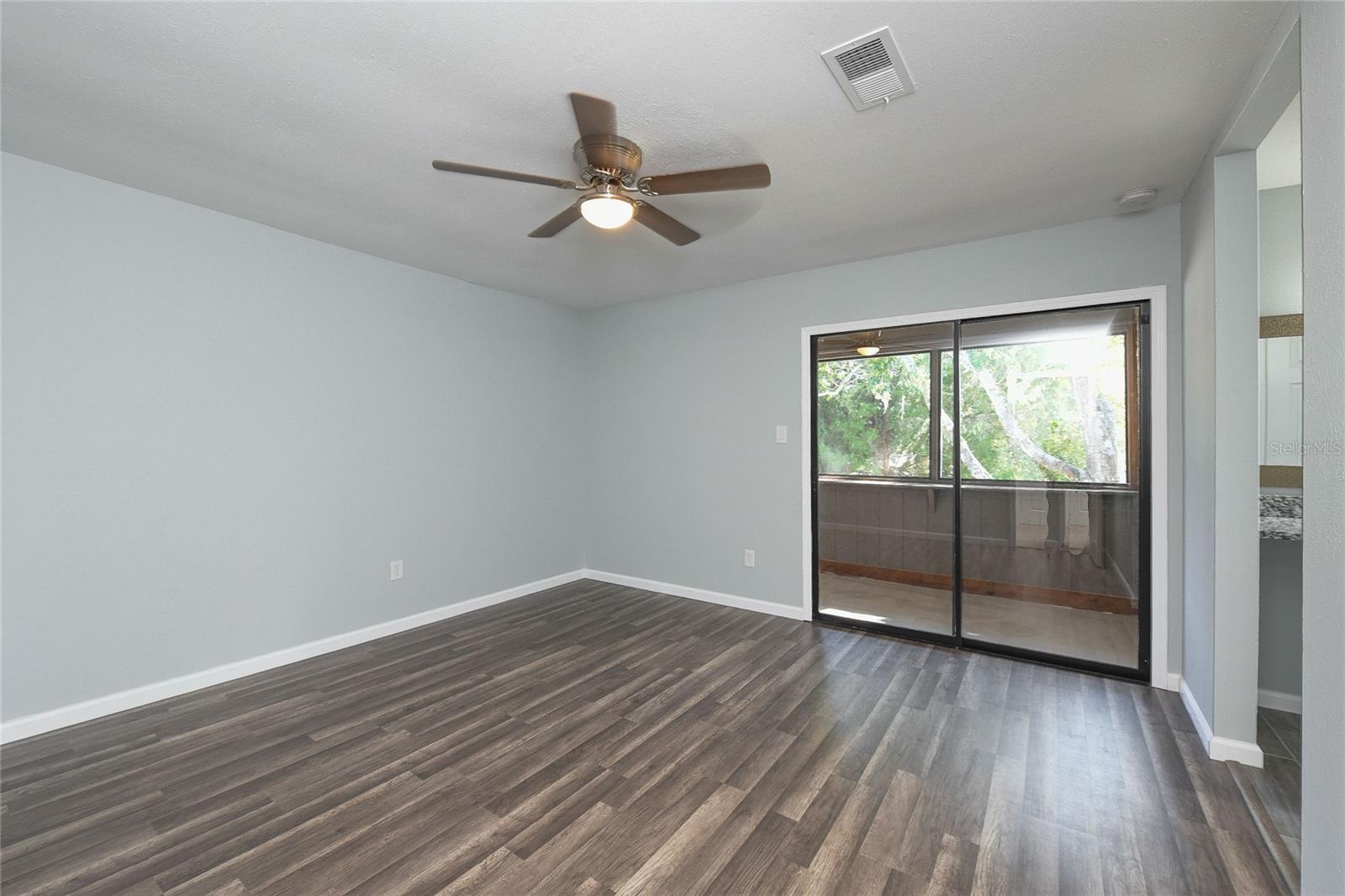 Image 21 of 35 For 4465 Rayfield Drive