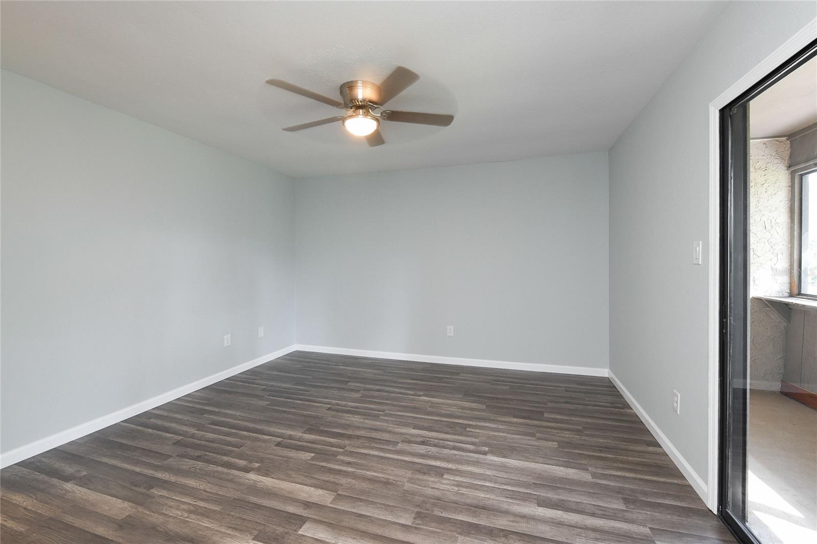 Image 22 of 35 For 4465 Rayfield Drive