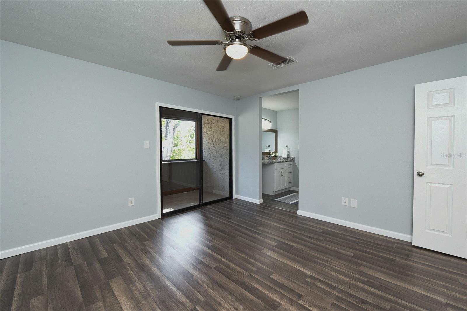 Image 25 of 35 For 4465 Rayfield Drive