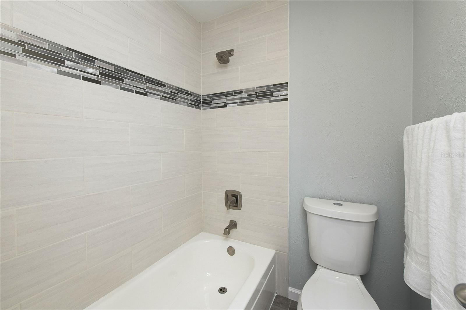 Image 27 of 35 For 4465 Rayfield Drive