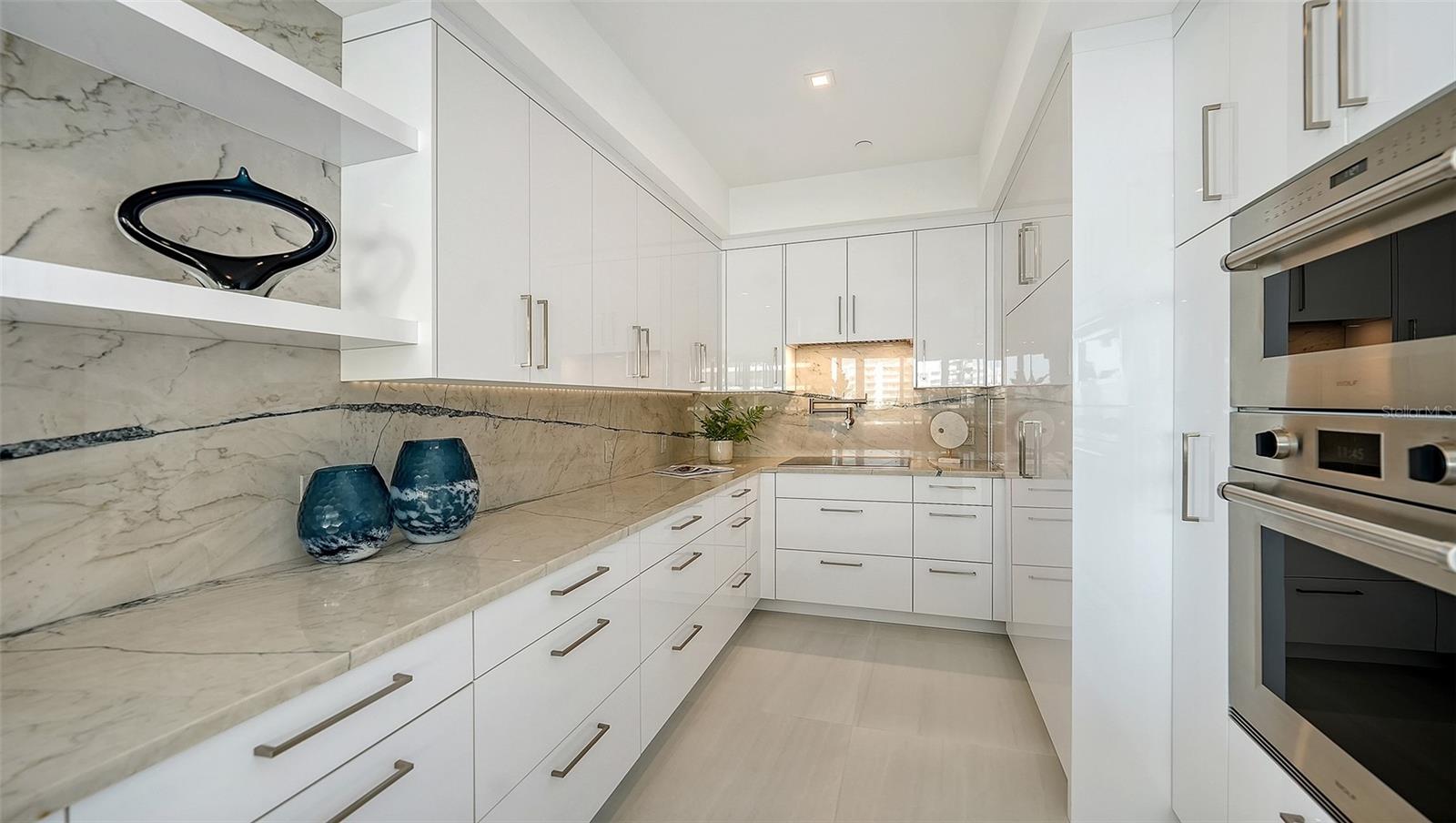 Image 24 of 65 For 415 L Ambiance Drive E507