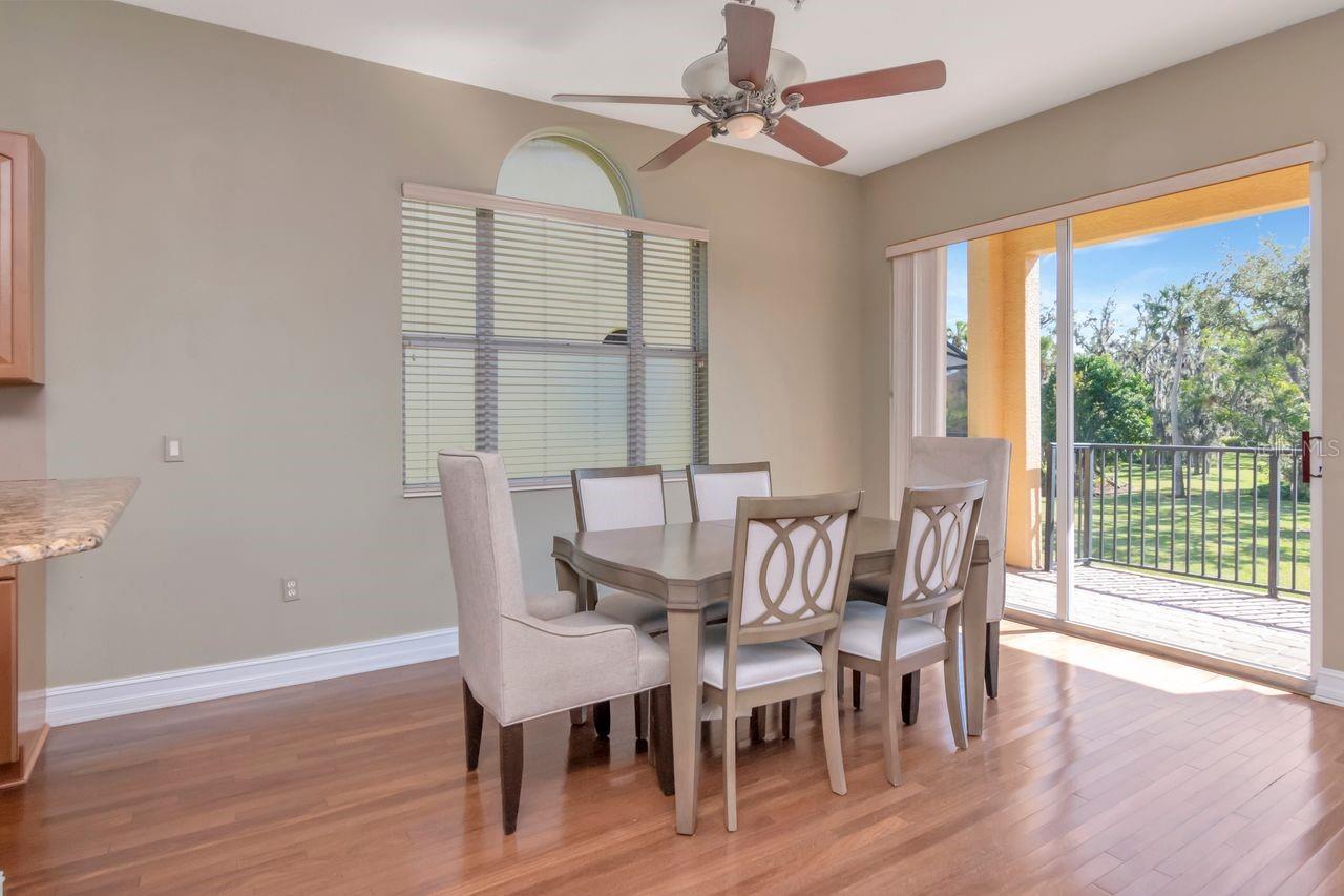 Image 24 of 92 For 1520 3rd Street Circle E