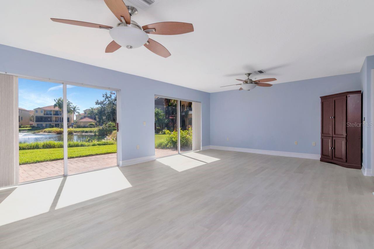 Image 29 of 92 For 1520 3rd Street Circle E