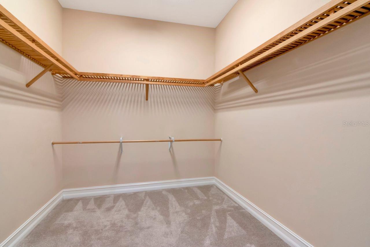 Image 36 of 92 For 1520 3rd Street Circle E