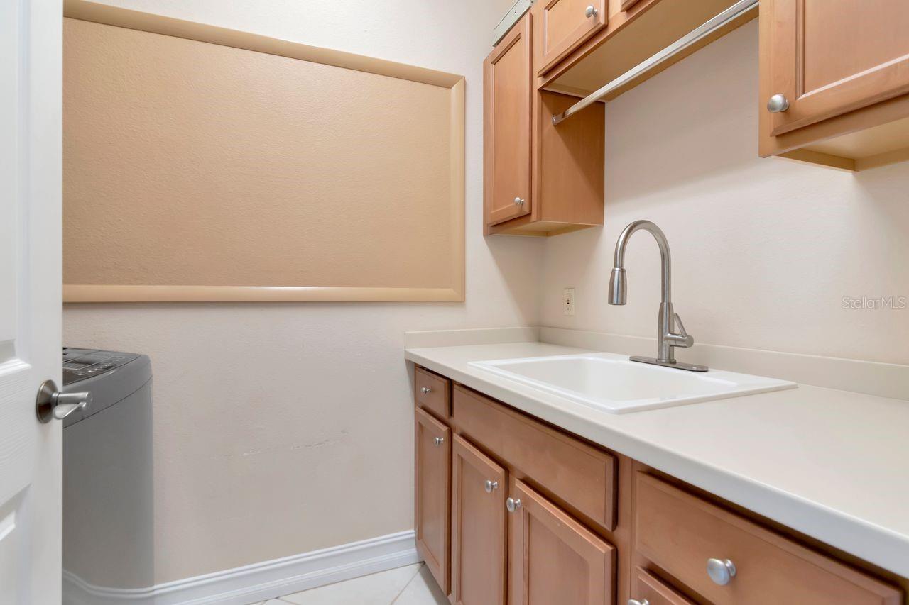 Image 39 of 92 For 1520 3rd Street Circle E