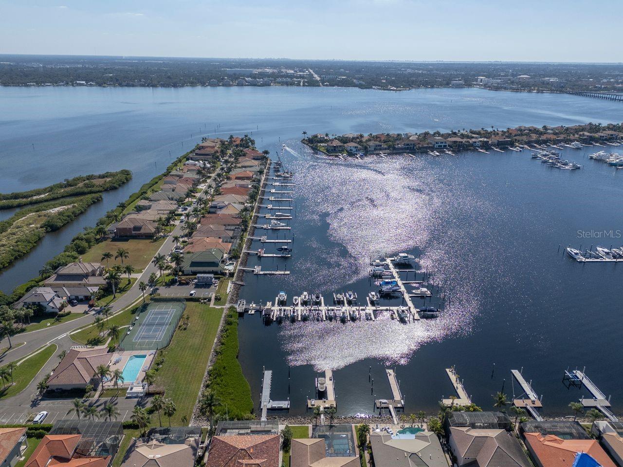 Image 48 of 92 For 1520 3rd Street Circle E